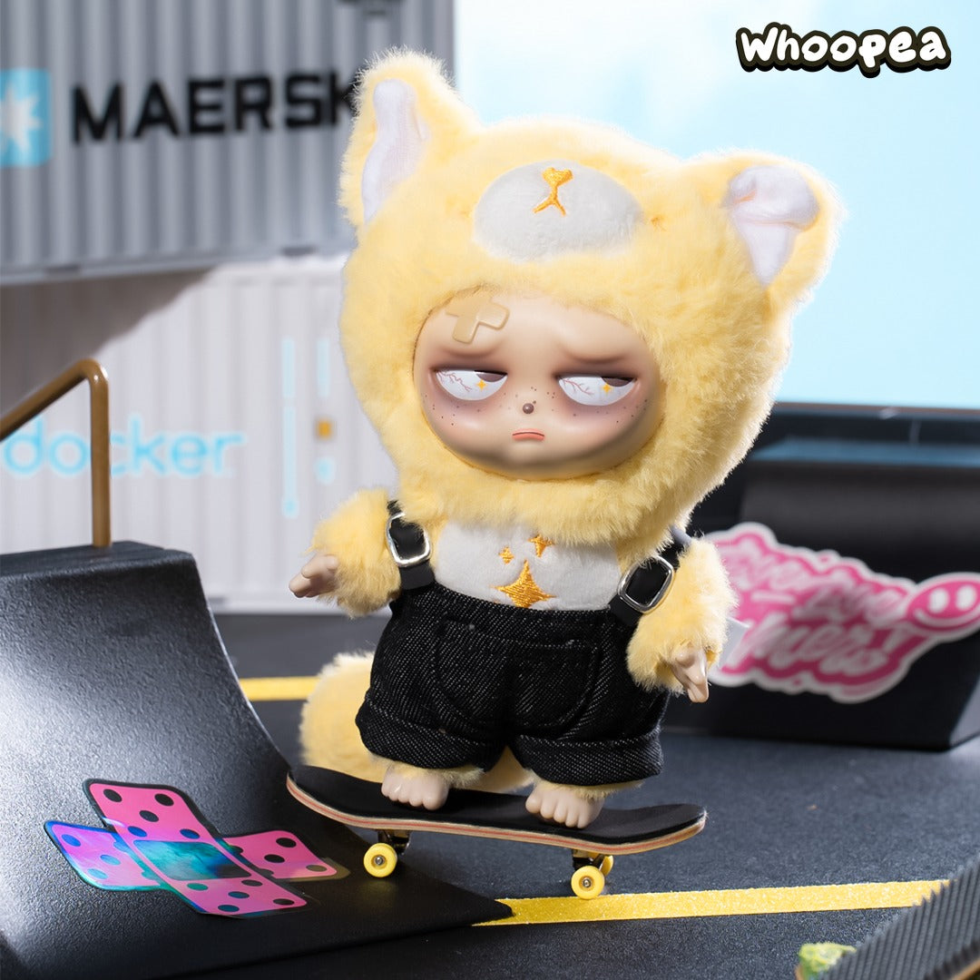 Sleepless Grumpipi V1 Let's Hang Out Series Hanging Card